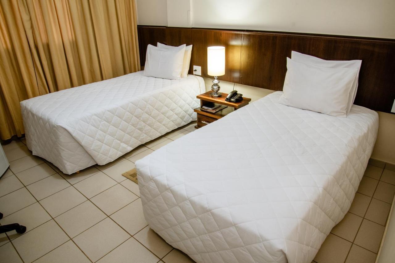 Quarto Standard com 2 Camas de Solteiro